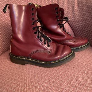 Vintage made in England Dr Martens